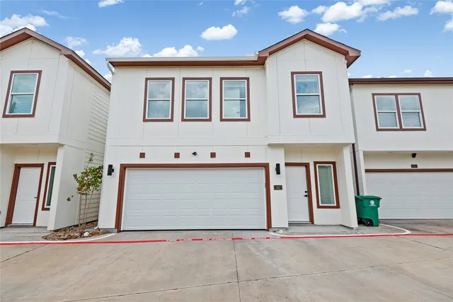 a view of entrance gate of the house