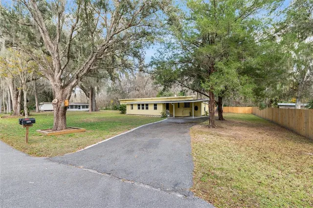 $99,900 | 3809 Cr 405n Lake, Lake Panasoffkee, FL 33538