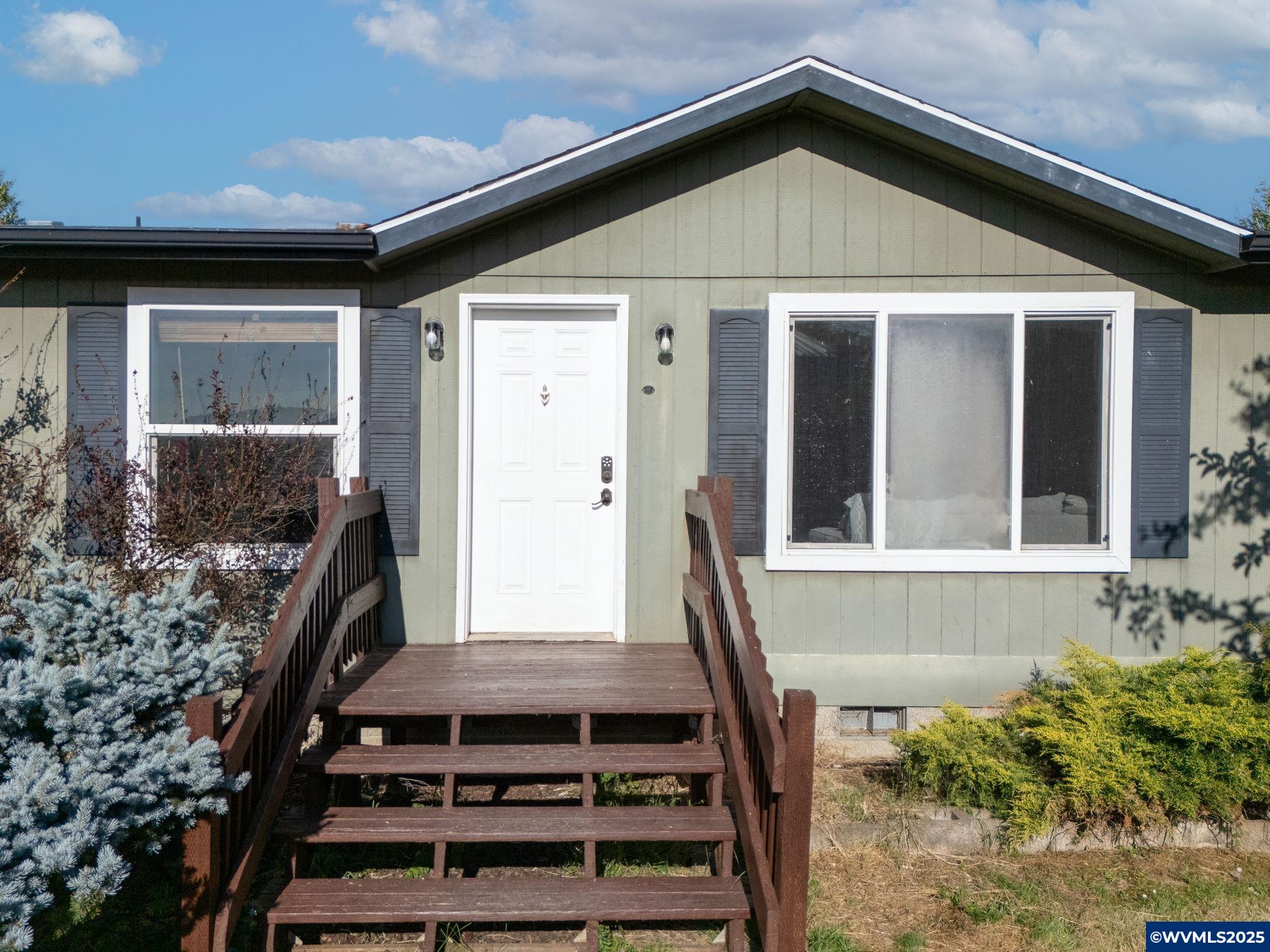 25543 Coon Road Monroe, OR 97456 - Photo 2 of 50 Gallery Image 2