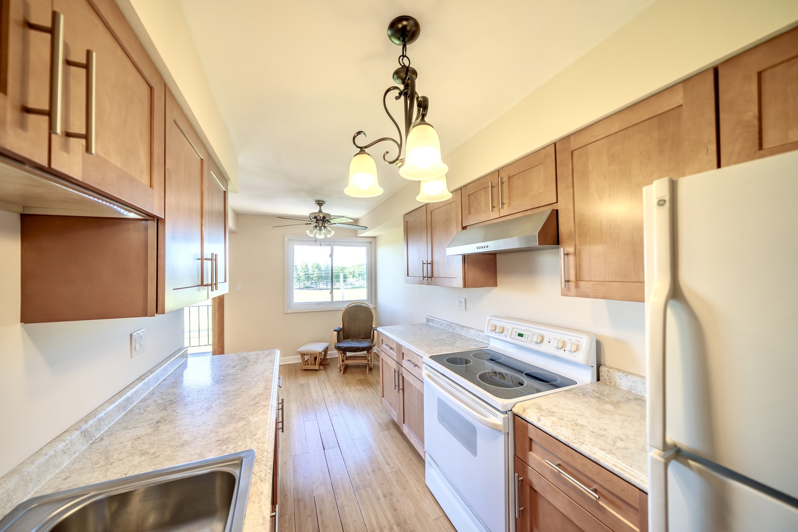 625 West Huntington Commons Road, Unit 317 Mount Prospect, IL 60056 - Photo 13 of 45