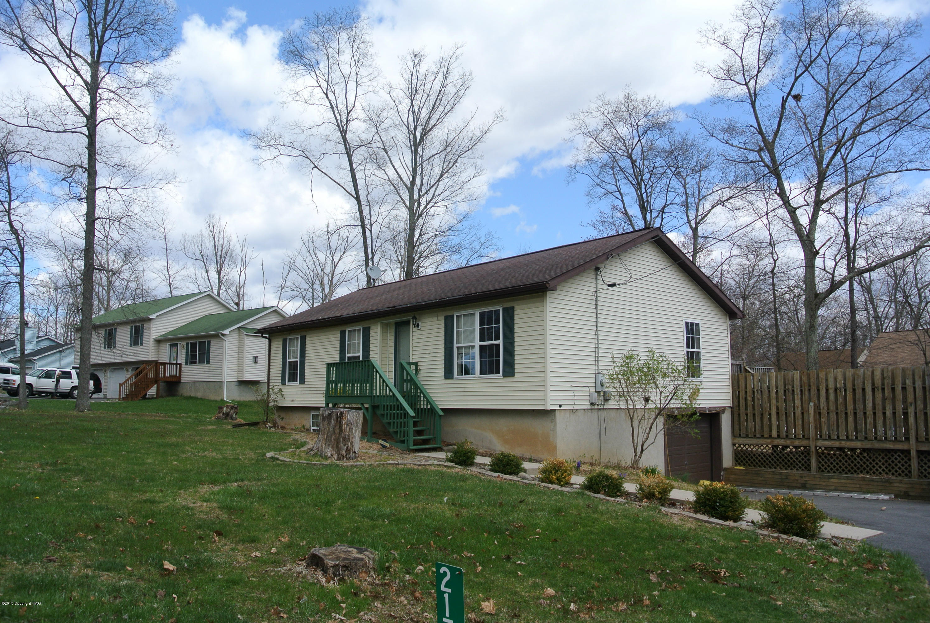 2174 Walnut Trail Bushkill, PA 18324 - Photo 2 of 6 DSC_6337