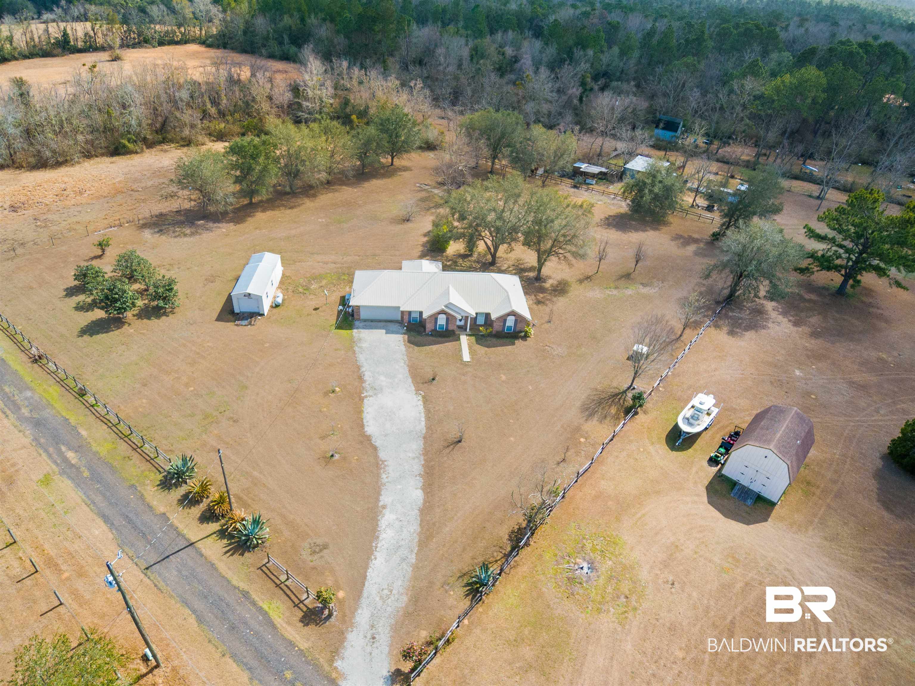 12604 My Way Fairhope, AL 36532 - Photo 4 of 29 Gallery Image 4