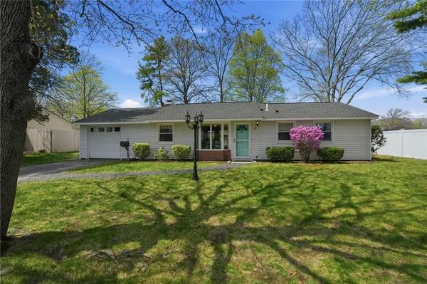 $399,000 | 17 Gloucester Street, Warwick, RI 02886