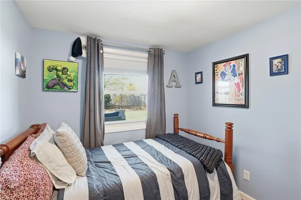 $399,000 | 17 Gloucester Street, Warwick, RI 02886