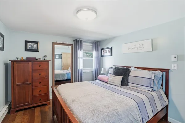 $399,000 | 17 Gloucester Street, Warwick, RI 02886