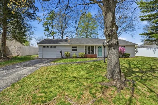 $399,000 | 17 Gloucester Street, Warwick, RI 02886