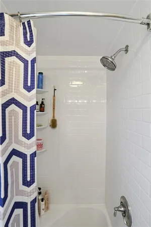 $399,000 | 17 Gloucester Street, Warwick, RI 02886