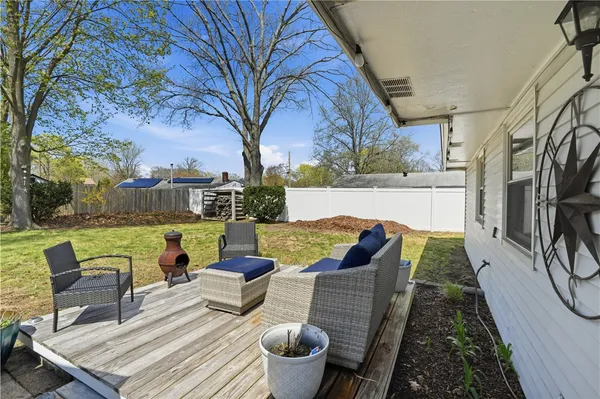 $399,000 | 17 Gloucester Street, Warwick, RI 02886