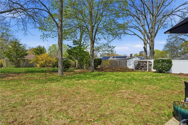 $399,000 | 17 Gloucester Street, Warwick, RI 02886