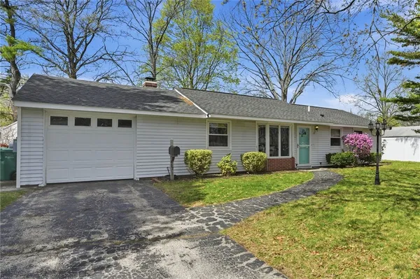 $399,000 | 17 Gloucester Street, Warwick, RI 02886