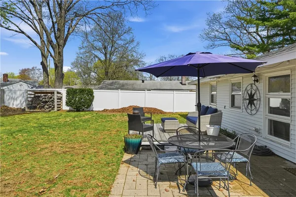 $399,000 | 17 Gloucester Street, Warwick, RI 02886