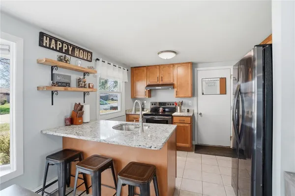 $399,000 | 17 Gloucester Street, Warwick, RI 02886