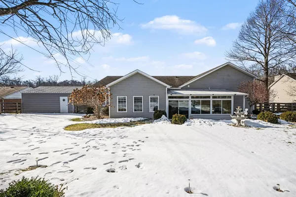 $435,000 | 20552 Alpine Drive, Lawrenceburg, IN 47025