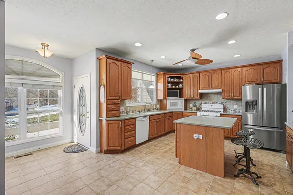 $435,000 | 20552 Alpine Drive, Lawrenceburg, IN 47025