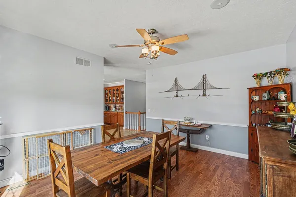 $435,000 | 20552 Alpine Drive, Lawrenceburg, IN 47025