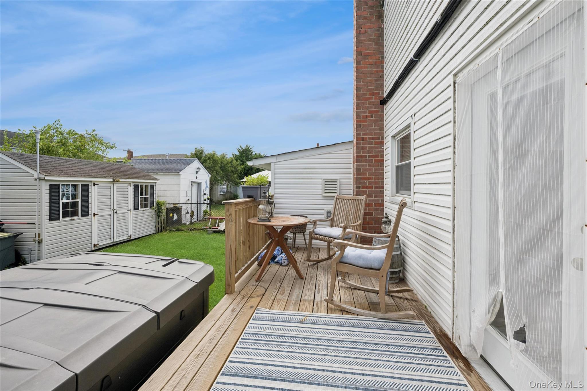 231 East Hampton Road Lindenhurst, NY 11757 - Photo 21 of 24 Gallery Image 21