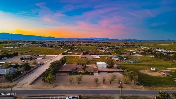 $619,999 | 8155 Ave E W Lancaster Ca West, Lancaster, CA 93536