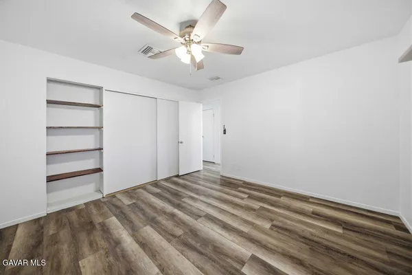 $619,999 | 8155 Ave E W Lancaster Ca West, Lancaster, CA 93536