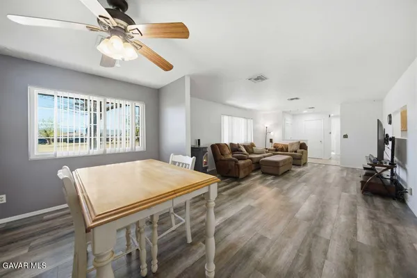 $619,999 | 8155 Ave E W Lancaster Ca West, Lancaster, CA 93536