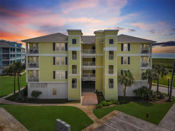 $499,000 | 4241 Pointe W Drive, Unit 103, Galveston, TX 77554