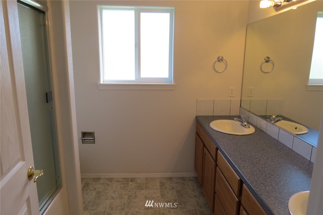 3921 Woodcock Road Sequim, WA 98382 - Photo 15 of 24