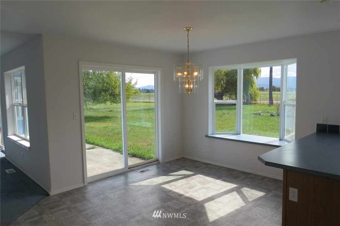 3921 Woodcock Road Sequim, WA 98382 - Photo 10 of 24