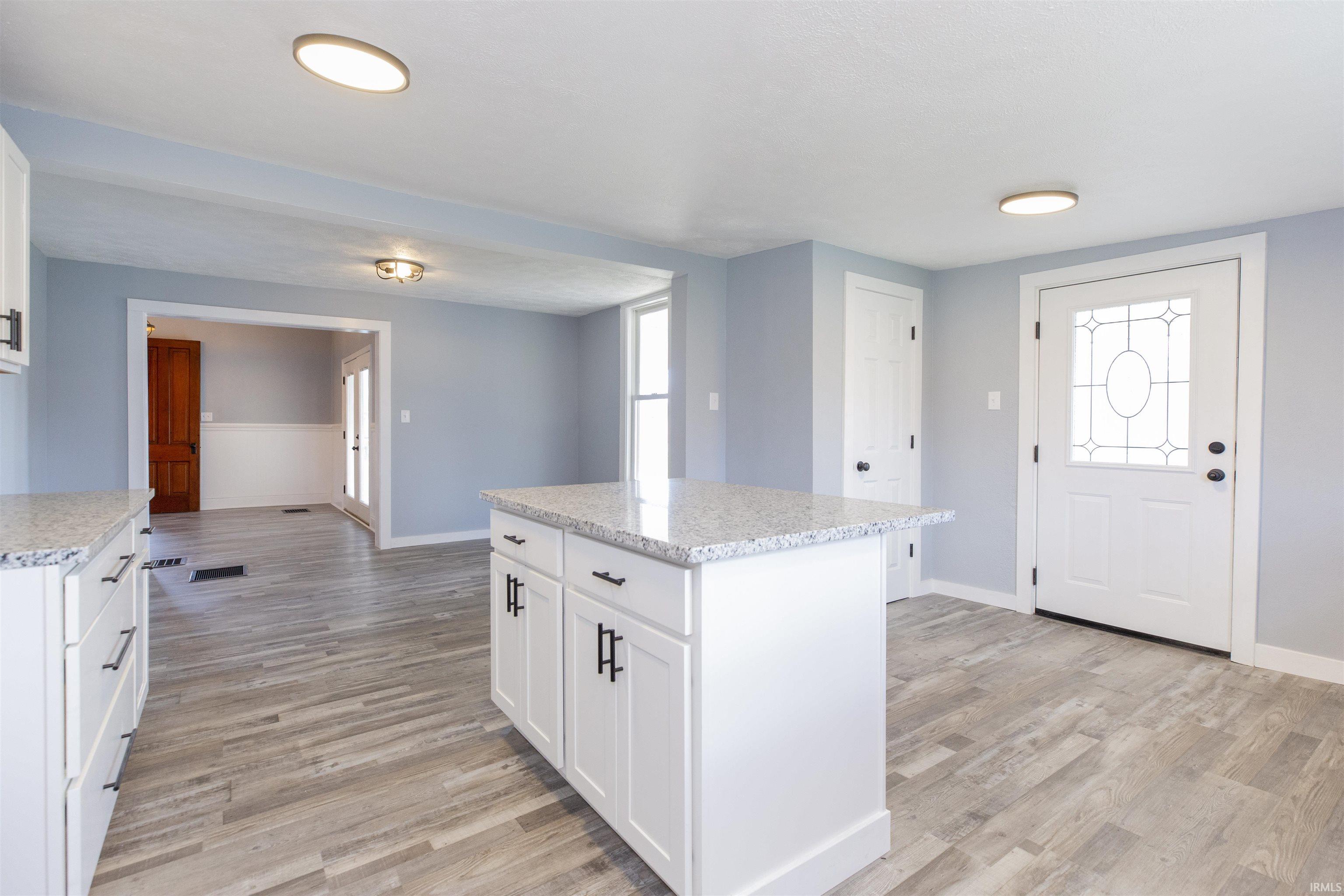 30441 Tower Road Elkhart, IN 46516 - Photo 3 of 36 Gallery Image 3