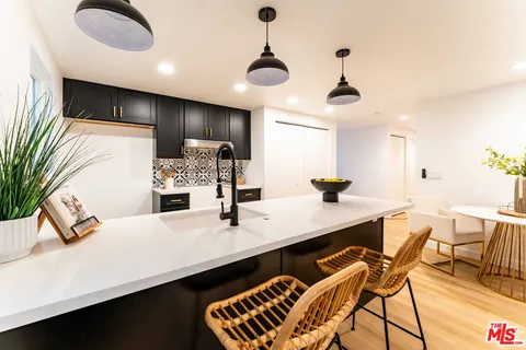 $499,000 | 1191 Crenshaw Boulevard, Los Angeles, CA 90019