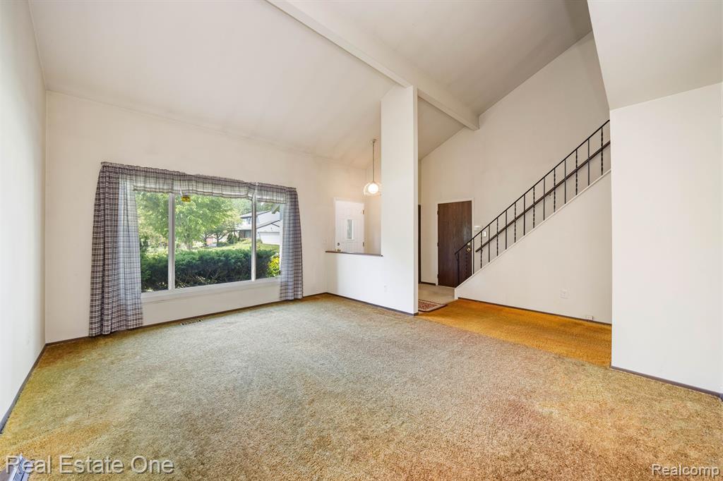 24556 Park Ridge Court Novi, MI 48375 - Photo 7 of 34