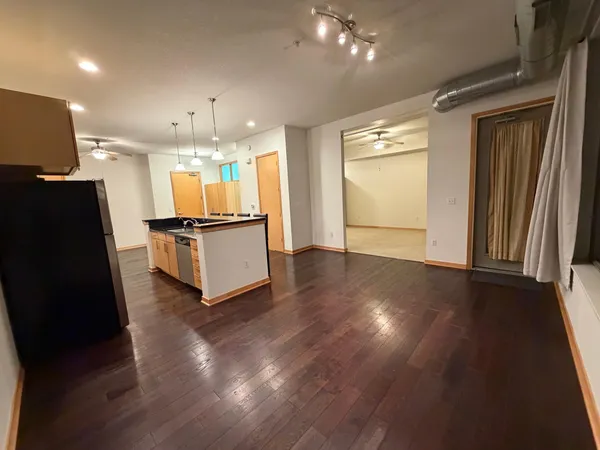 $1,700 | 3640 Wooddale Avenue South, Unit 103, St. Louis Park, MN 55416