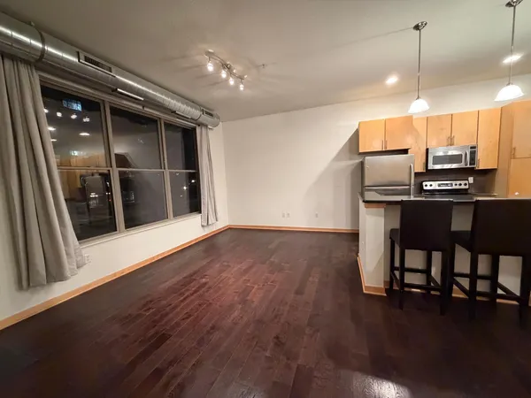 $1,700 | 3640 Wooddale Avenue South, Unit 103, St. Louis Park, MN 55416