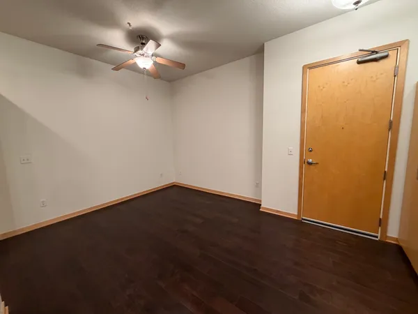 $1,700 | 3640 Wooddale Avenue South, Unit 103, St. Louis Park, MN 55416