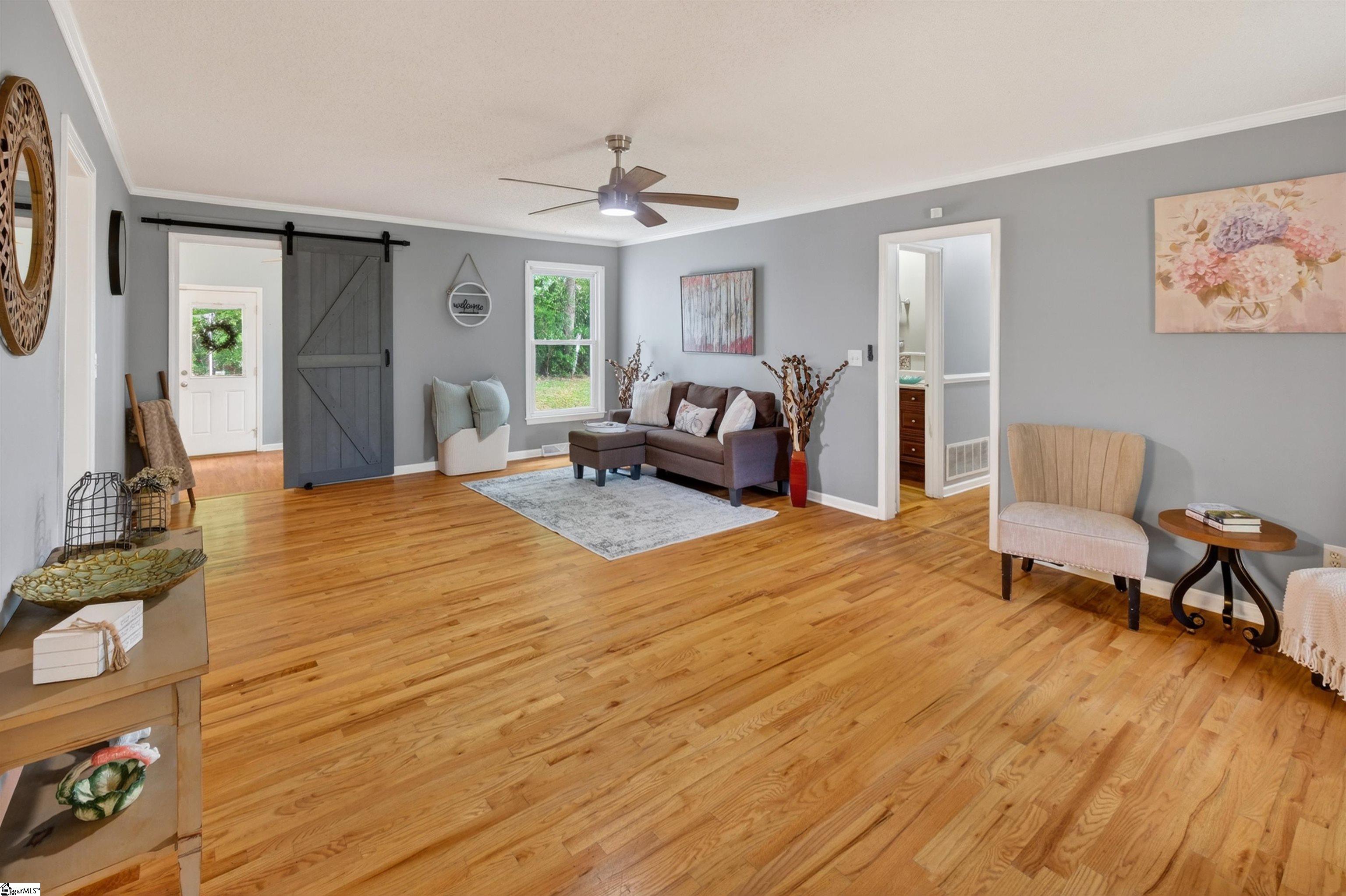 10116 Anderson Road Easley, SC 29642 - Photo 8 of 40 Gallery Image 8