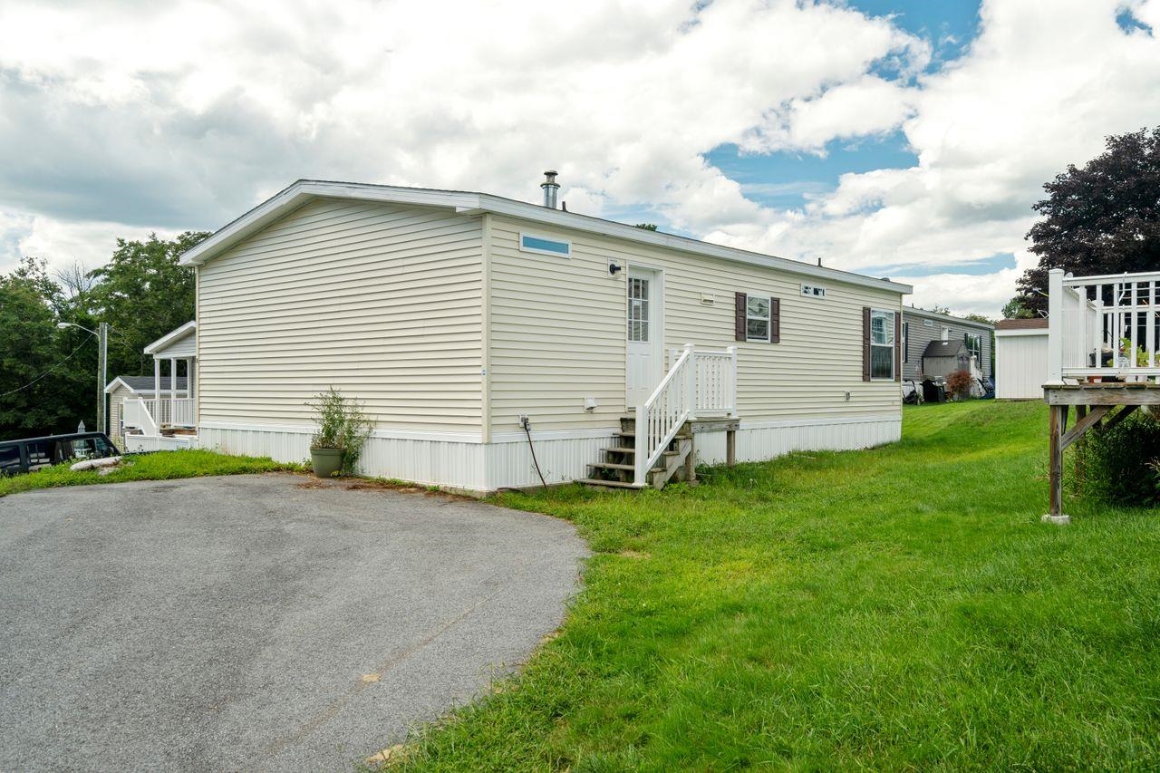 8 Aster Drive Tilton, NH 03276 - Photo 1 of 35