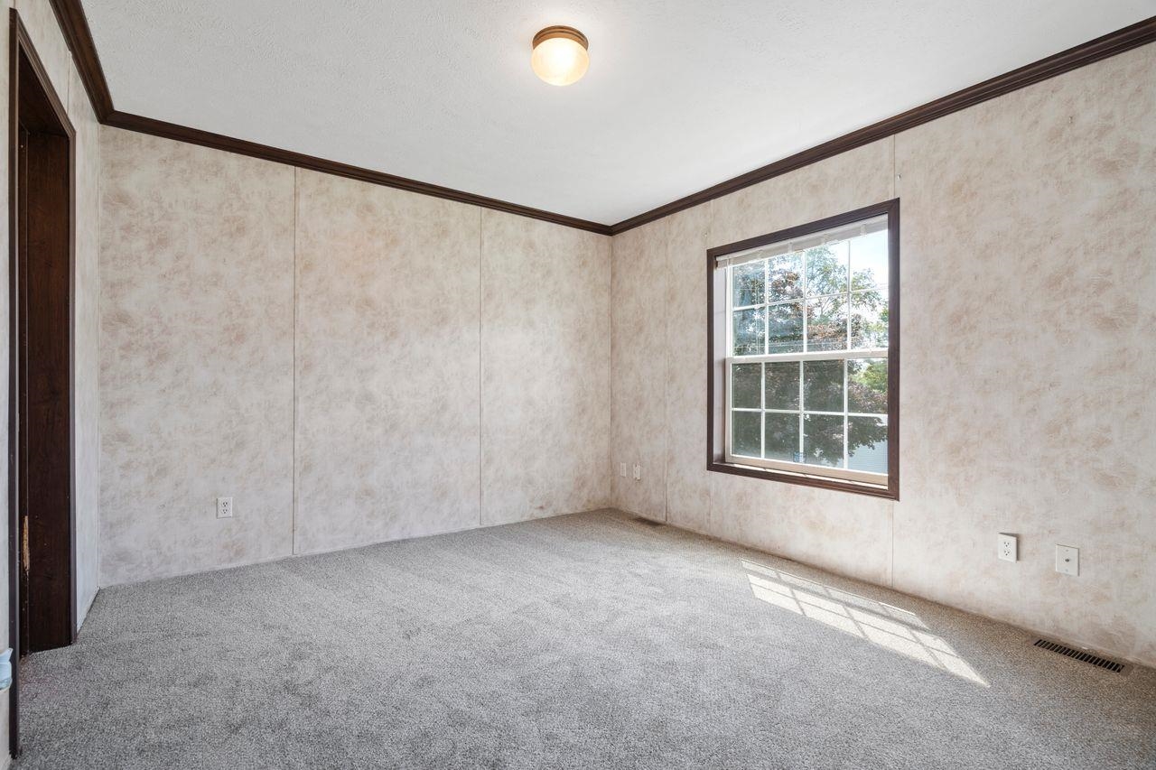 8 Aster Drive Tilton, NH 03276 - Photo 18 of 35