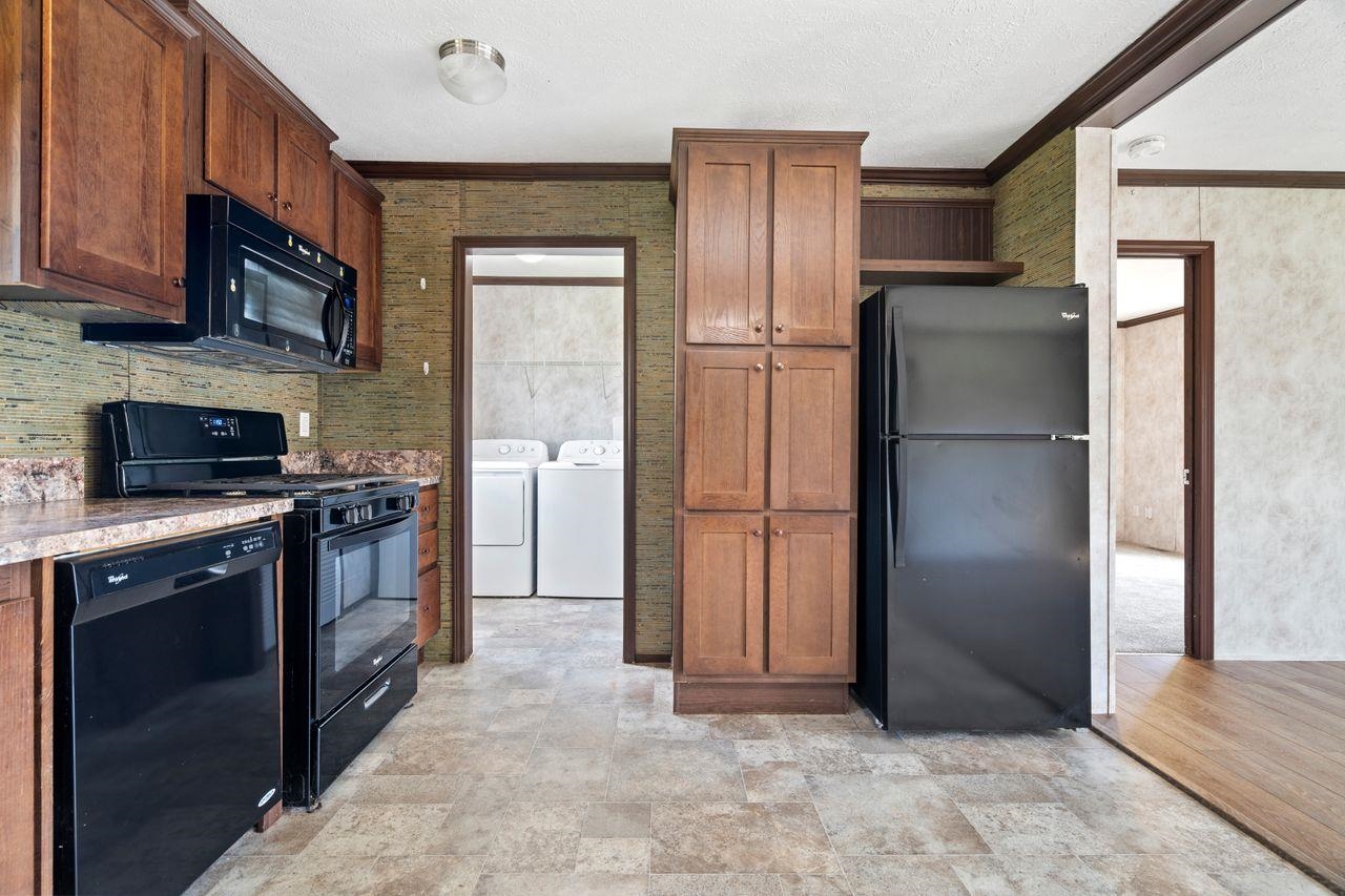 8 Aster Drive Tilton, NH 03276 - Photo 32 of 35