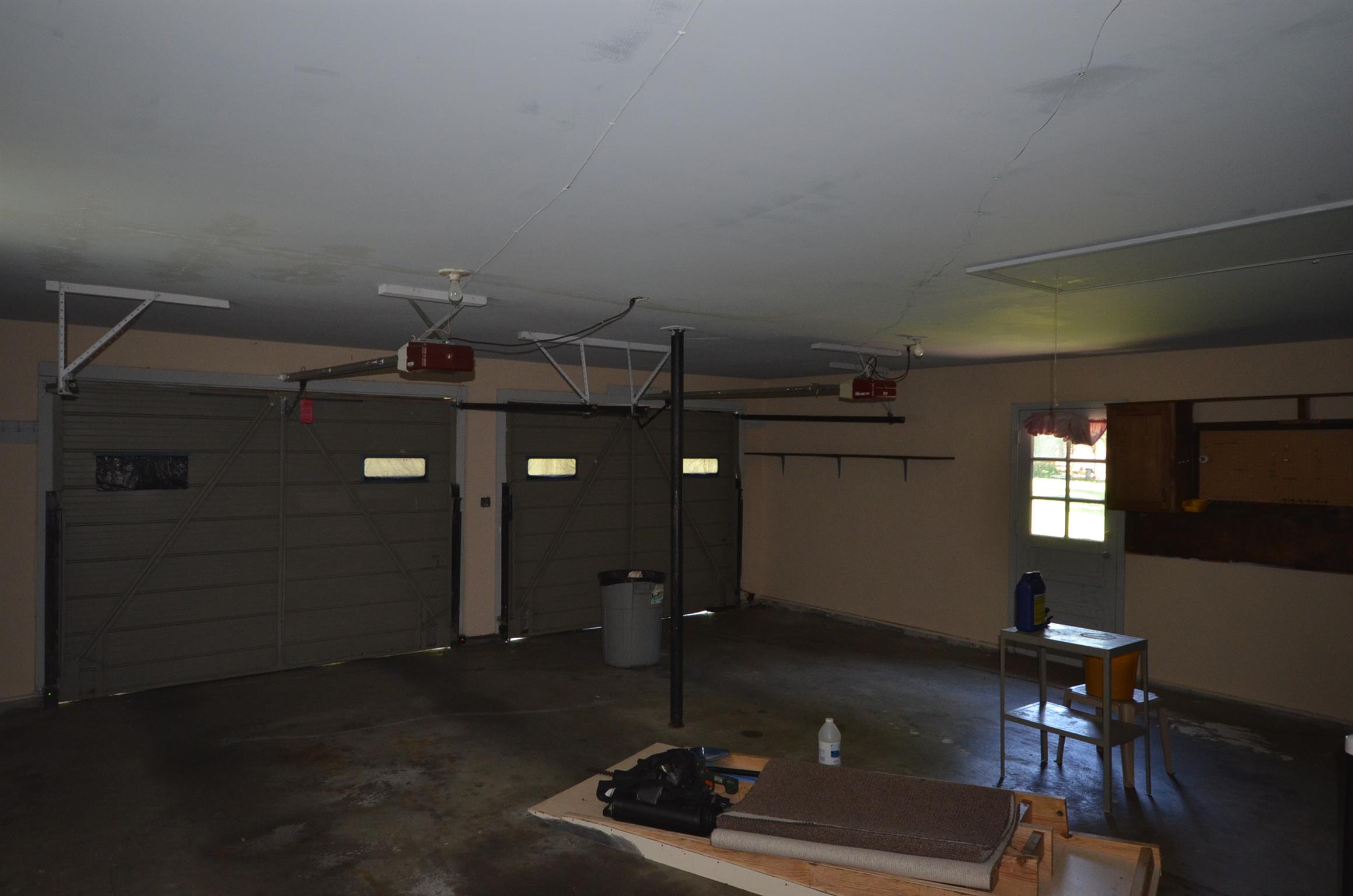 310 Kimbrough Road Clarksville, TN 37043 - Photo 19 of 25 a room with lots of furniture and a chandelier
