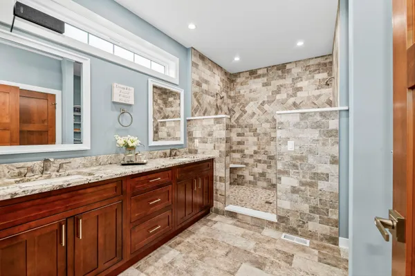 $1,495,000 | 6714 Burma Road, Waterford, WI 53185