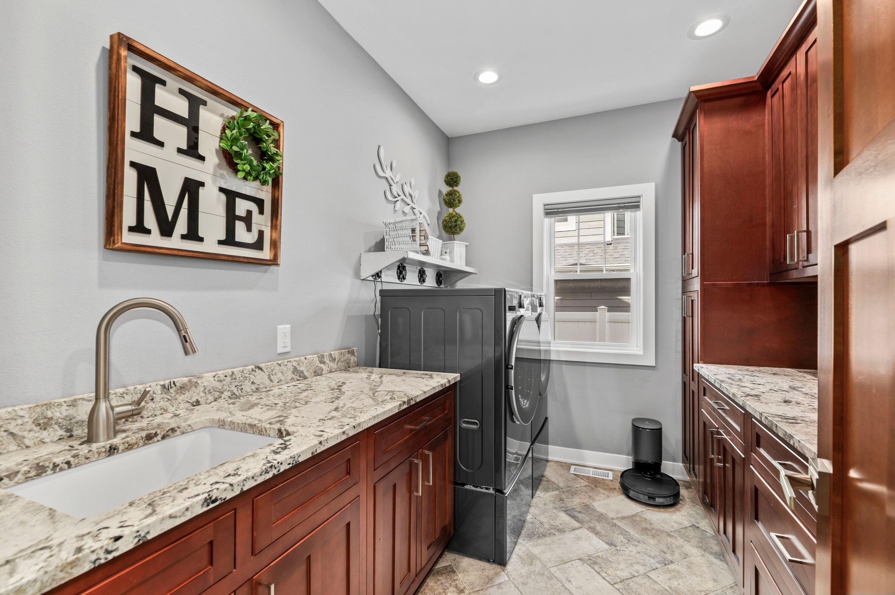 6714 Burma Road Waterford, WI 53185 - Photo 26 of 58 Laundry Room