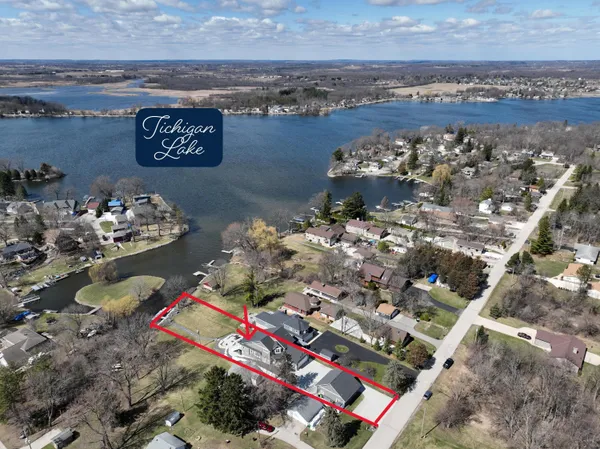 $1,495,000 | 6714 Burma Road, Waterford, WI 53185