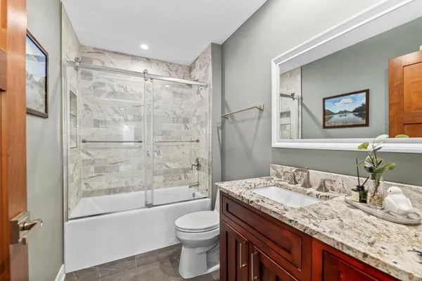 $1,495,000 | 6714 Burma Road, Waterford, WI 53185