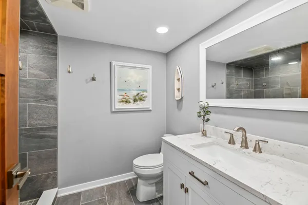 $1,495,000 | 6714 Burma Road, Waterford, WI 53185