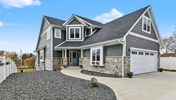 $1,495,000 | 6714 Burma Road, Waterford, WI 53185