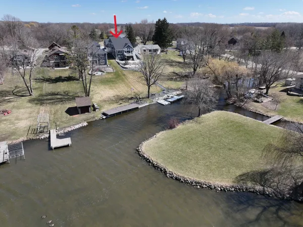 $1,495,000 | 6714 Burma Road, Waterford, WI 53185