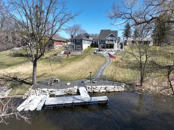 $1,495,000 | 6714 Burma Road, Waterford, WI 53185