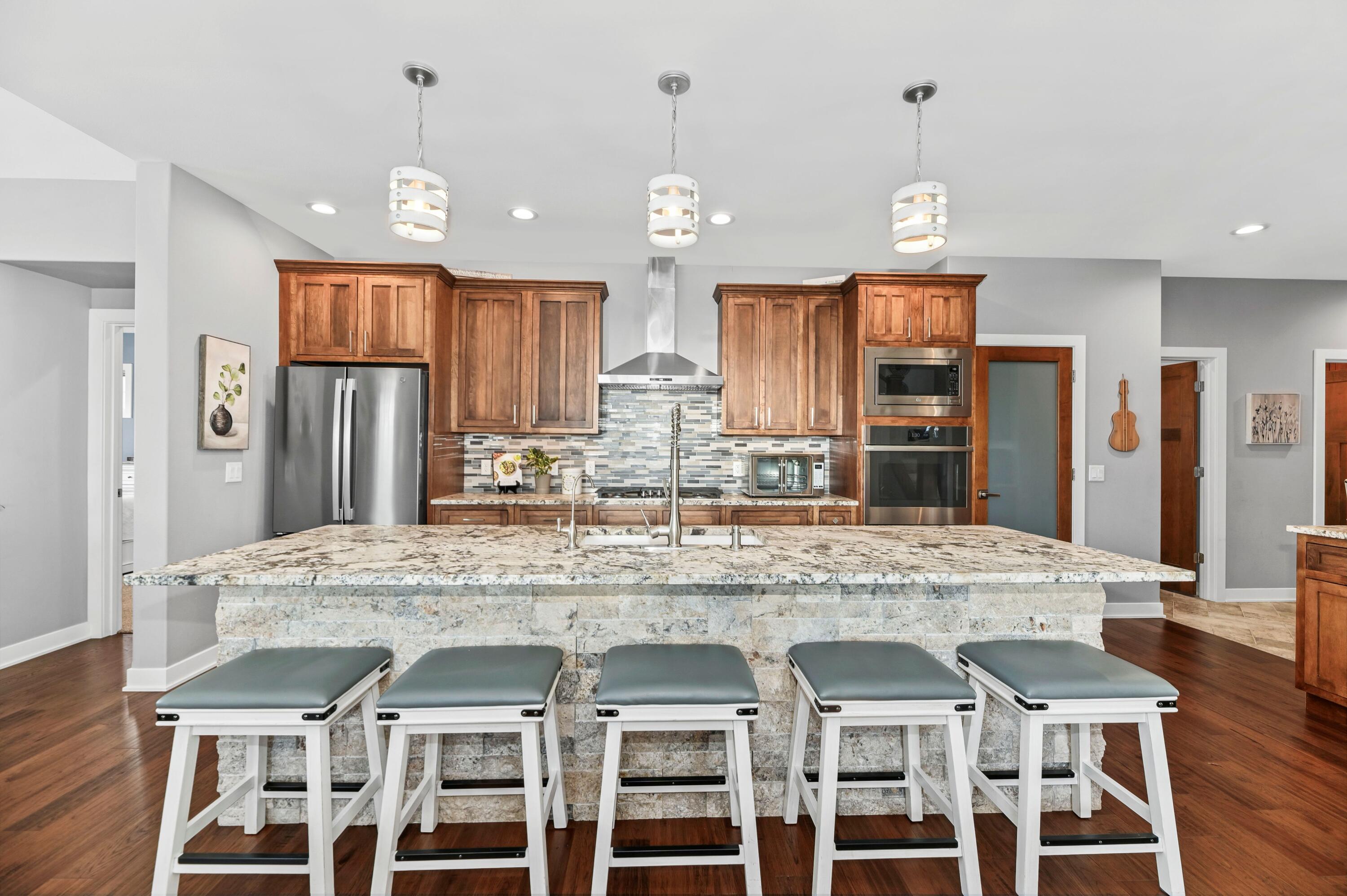 6714 Burma Road Waterford, WI 53185 - Photo 10 of 58 Expansive Island