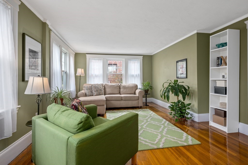 78 Mayall Road Waltham, MA 02453 - Photo 2 of 32 Gallery Image 2