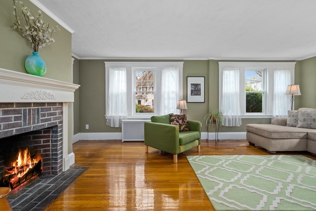78 Mayall Road Waltham, MA 02453 - Photo 3 of 32 Gallery Image 3