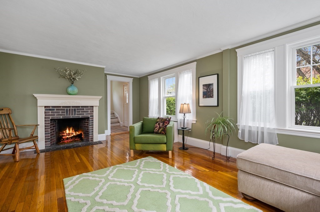 78 Mayall Road Waltham, MA 02453 - Photo 4 of 32 Gallery Image 4