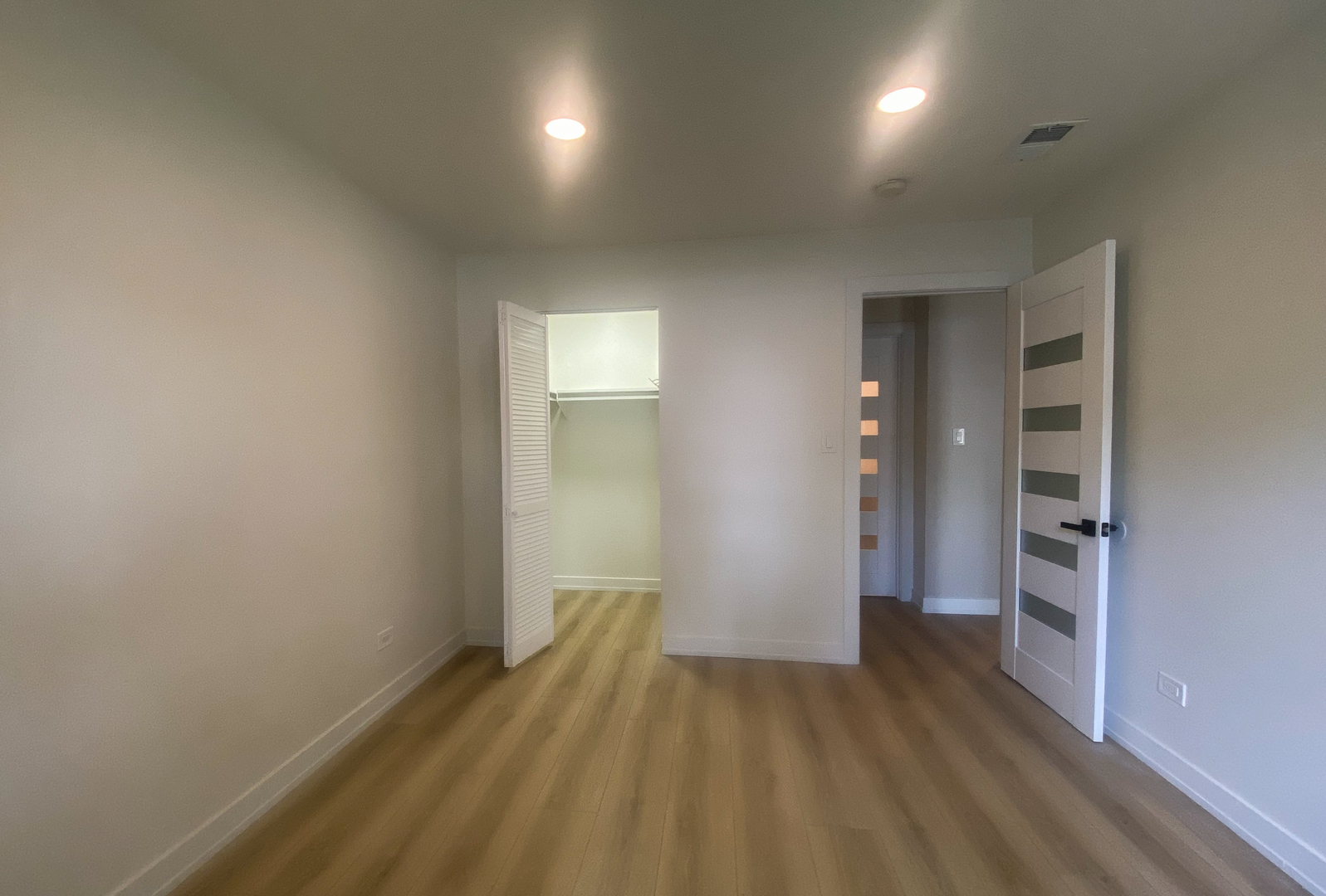 715 West Central Road, Unit A8 Mount Prospect, IL 60056 - Photo 11 of 13